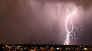Illustration for article titled How we know that this is a piece of fossilized lightning